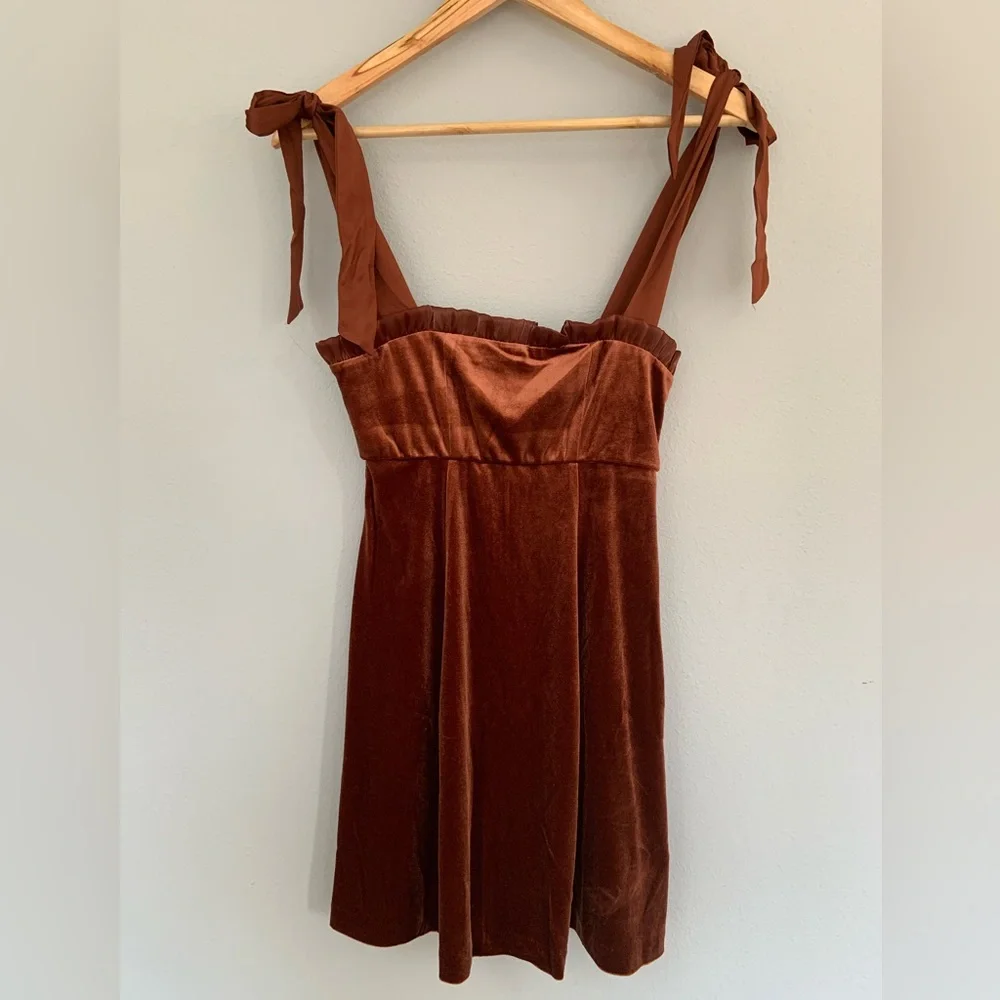 Danielle Bernstein • NWT Copper Velvet Shoulder Tie Mini Dress Ruffle Detail XS - Picture 1 of 10